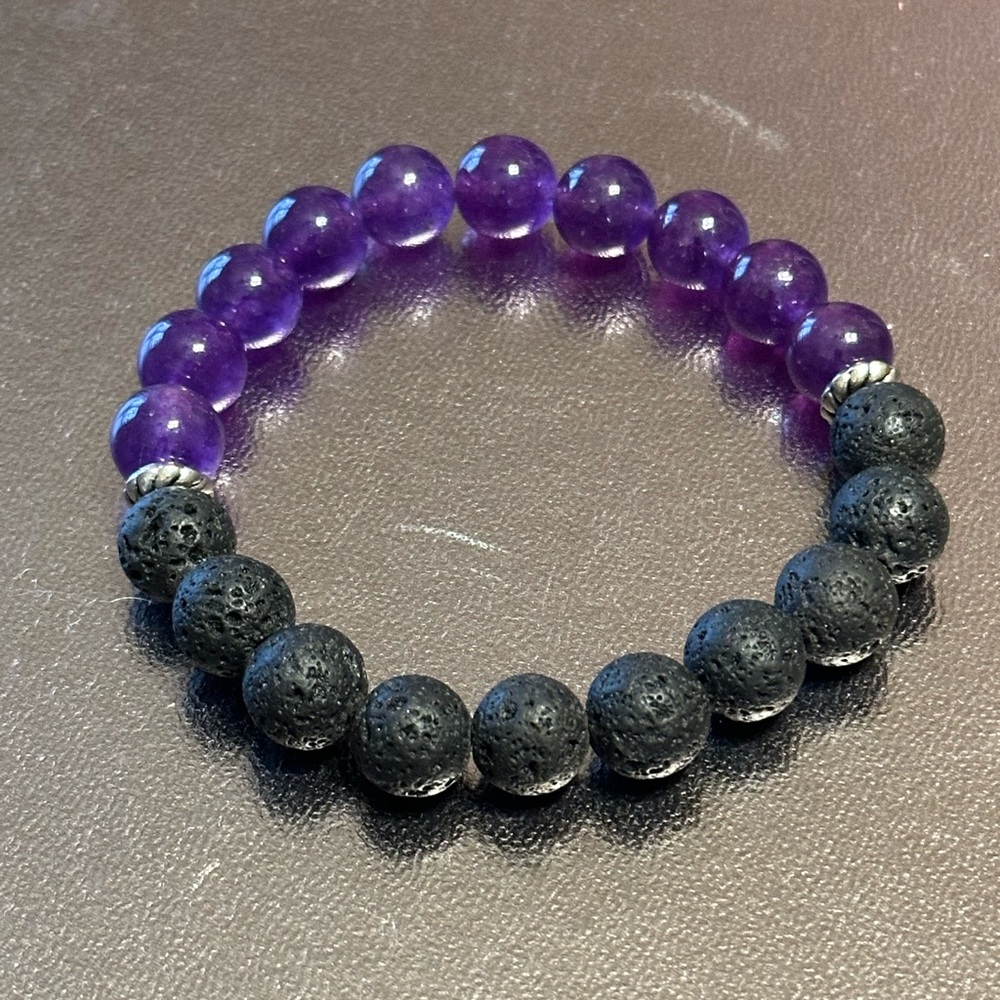 Men’s/Unisex Volcano Rock & Jade stretch bracelet 7-8.5”.